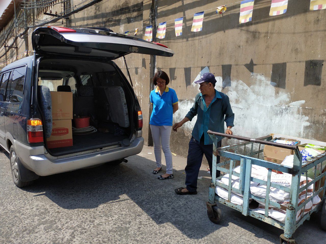 Charitable Activity at Quang Lam Pagoda, District 8 - 2019