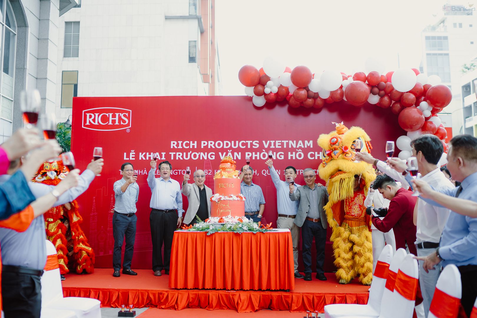 Lễ khai trương Văn phòng Hồ Chí Minh của Rich Products Việt Nam được tổ chức trang trọng, rực rỡ