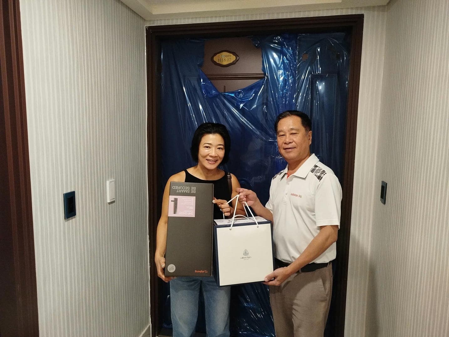 CHÚC MỪNG QUÝ KHÁCH HÀNG NHẬN NHÀ BLOCK H TẠI COSMO CITY - Tháng 3/2025