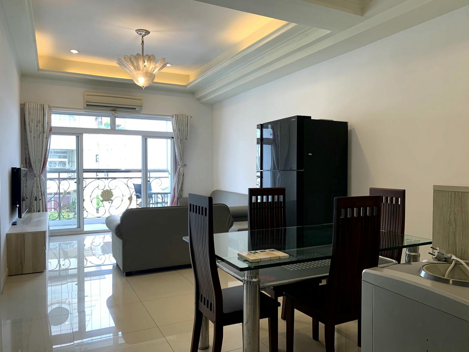 THE FLEMINGTON Q.11 – APARTMENT FOR RENT WITH STUNNING VIEW, FULLY FURNISHED WITH HIGH-END INTERIORS